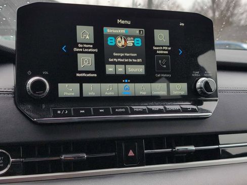 Used 2024 Mitsubishi Outlander SE image 27