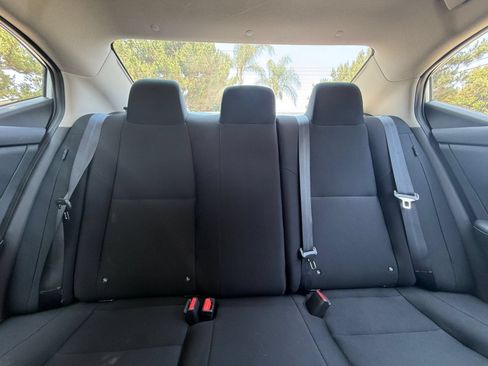 Used 2025 Nissan Sentra S FWD image 34