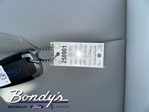 New 2025 Ford Explorer Active w/ Active Comfort Package image 17