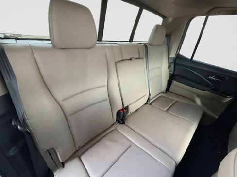 Used 2019 Honda Ridgeline RTL image 16