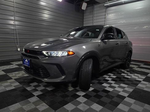 Used 2024 Dodge Hornet R/T Plus w/ Tech Pack Plus w/o Parking image 42