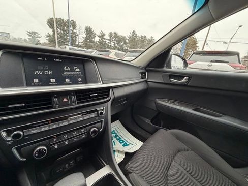 Used 2020 Kia Optima LX image 24