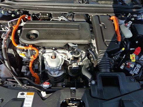 Certified 2024 Honda Accord Sport image 29