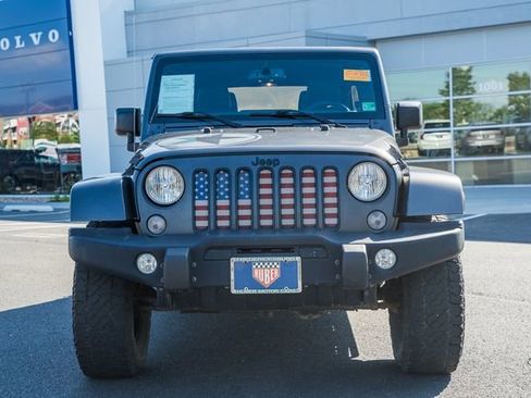 Used 2018 Jeep Wrangler Unlimited Sport image 2