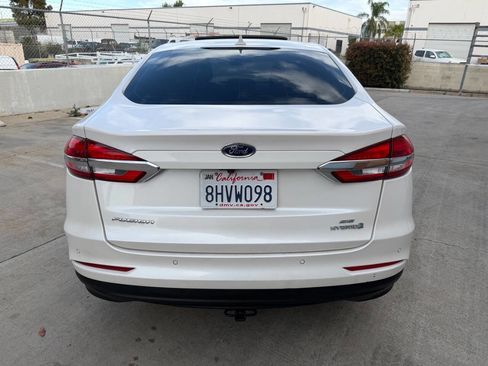 Used 2019 Ford Fusion SE image 17