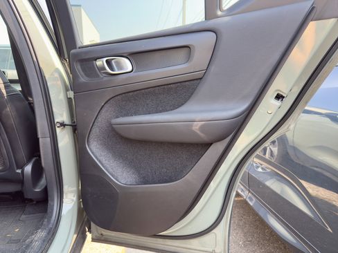 Certified 2023 Volvo XC40 B5 Plus w/ Driver Assist Package image 29