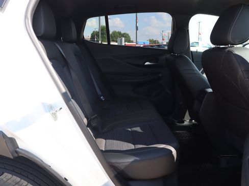 Used 2024 Buick Envista Preferred w/ Convenience I Package FWD image 11