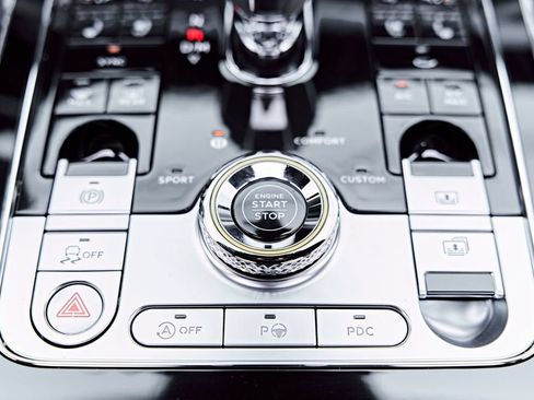 Used 2023 Bentley Flying Spur S V8 AWD/4WD image 74