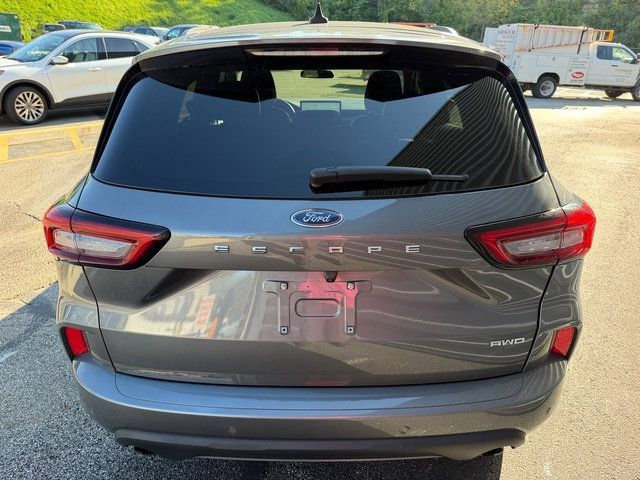 Used 2024 Ford Escape ST-Line w/ Tech Pack #1 AWD/4WD image 6