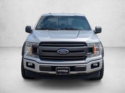 Used 2018 Ford F150 XLT w/ Equipment Group 302A Luxury RWD image 2