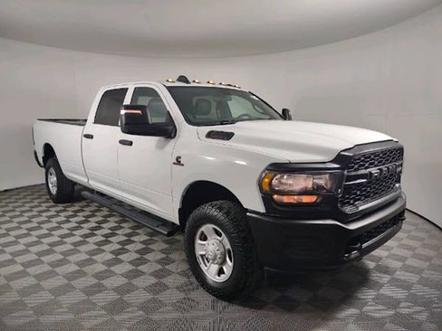 Used 2024 RAM 2500 Tradesman w/ Snow Chief Group AWD/4WD image 1