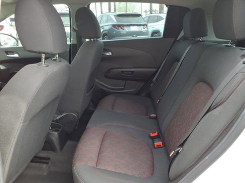 Used 2018 Chevrolet Sonic LT w/ Convenience Package image 15