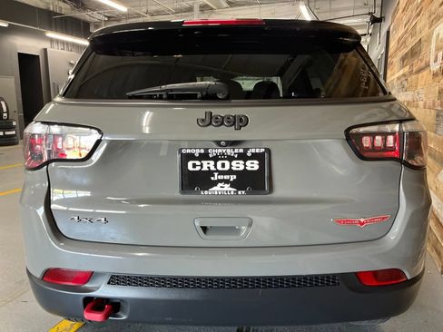 Used 2020 Jeep Compass Trailhawk AWD/4WD image 22