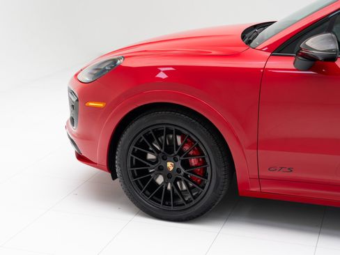 Certified 2023 Porsche Cayenne GTS AWD/4WD image 11