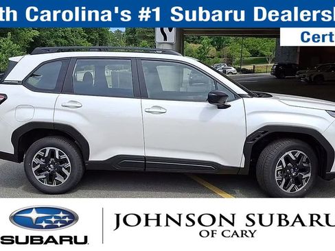 Used 2025 Subaru Forester image 11