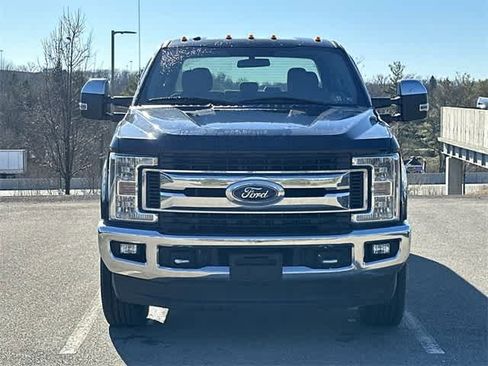 Used 2018 Ford F250 XLT w/ XLT Premium Package image 19