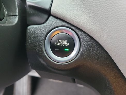 Used 2022 Chevrolet Equinox LT image 23