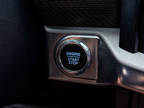 Used 2022 Ford F150 Raptor w/ Equipment Group 801A High AWD/4WD image 32