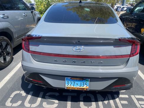 Used 2022 Hyundai Sonata SEL w/ Convenience Package FWD image 5