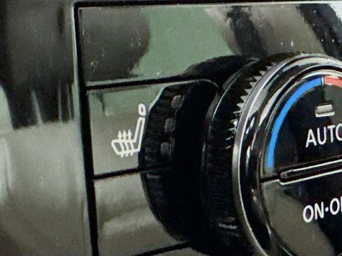 New 2025 Nissan Pathfinder SL w/ SL Premium Package image 23