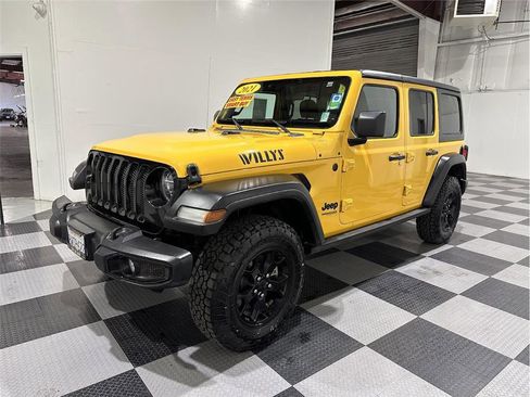 Used 2021 Jeep Wrangler Unlimited Willys image 7