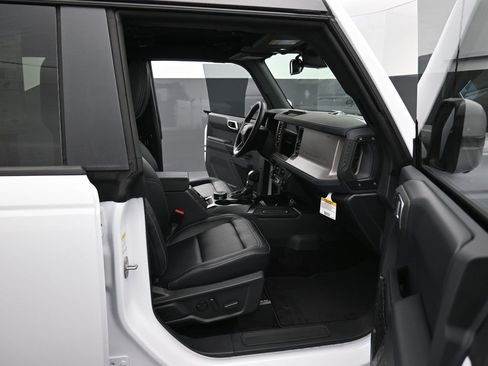 New 2025 Ford Bronco Outer Banks image 19