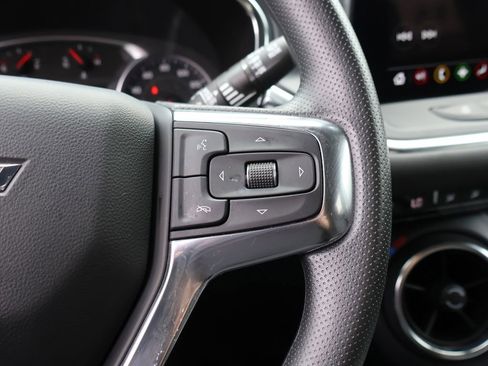 Used 2025 Chevrolet Blazer LT FWD image 27
