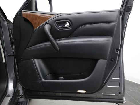 Used 2018 INFINITI QX80 2WD image 44