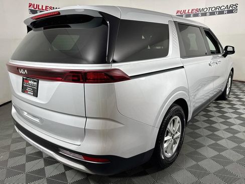 Used 2023 Kia Carnival LX w/ Paint Protection Package FWD image 7