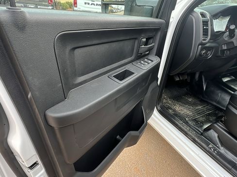 New 2026 RAM 2500 Tradesman w/ Chrome Appearance Group image 14