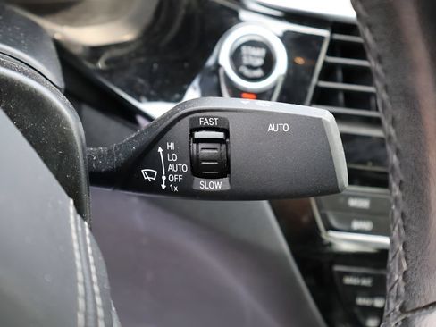 Used 2019 BMW 530i xDrive w/ Convenience Package AWD/4WD image 36