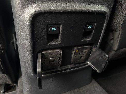 Used 2022 Ford Bronco Wildtrak image 16