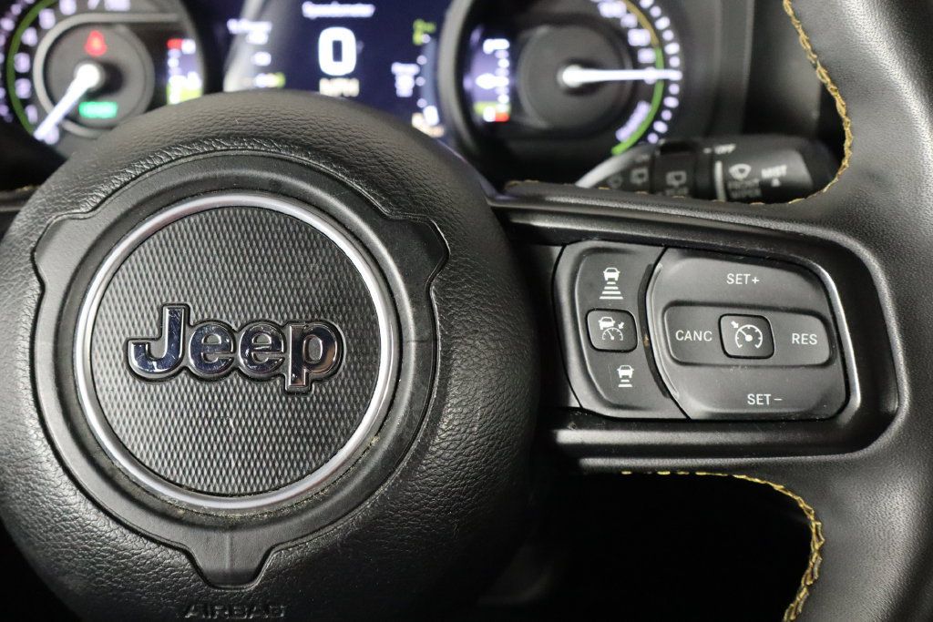 Used 2024 Jeep Wrangler Unlimited AWD/4WD image 10