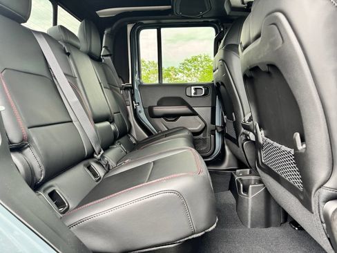 New 2026 Jeep Gladiator Rubicon AWD/4WD image 12
