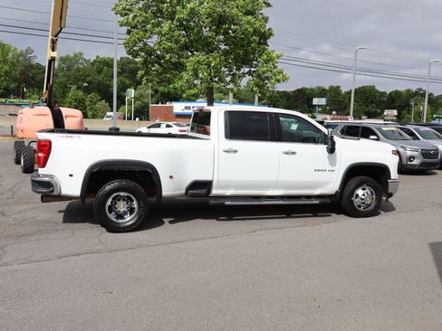 Used 2024 Chevrolet Silverado 3500 LTZ w/ LTZ Convenience Package AWD/4WD image 11