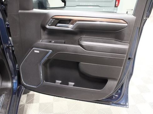 Used 2023 Chevrolet Silverado 1500 LT Trail Boss w/ Convenience Package II AWD/4WD image 24