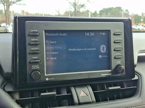 Used 2021 Toyota RAV4 XLE w/ Convenience Package AWD/4WD image 20