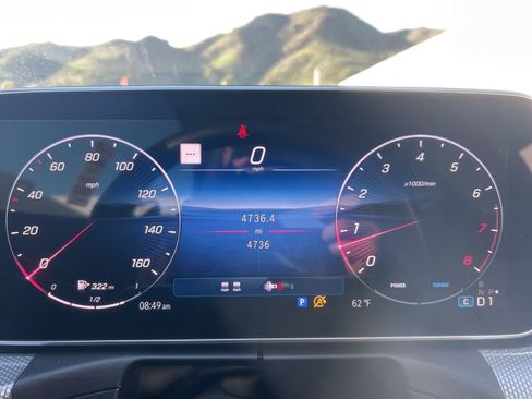 Used 2025 Mercedes-Benz CLE 300 4MATIC Cabriolet image 12