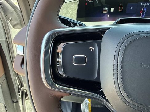New 2026 Lincoln Navigator Reserve AWD/4WD image 32