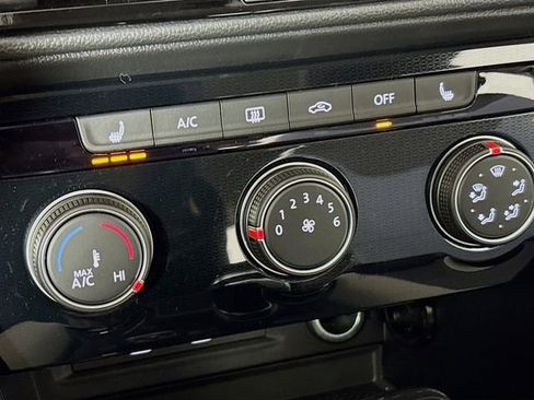 New 2026 Volkswagen Taos S AWD/4WD image 17