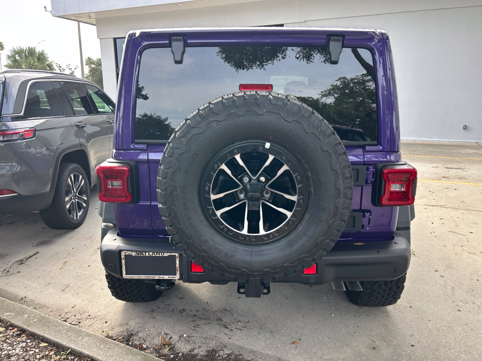 New 2026 Jeep Wrangler Unlimited Rubicon 392 w/ Quick Order Package 27X Moab AWD/4WD image 3