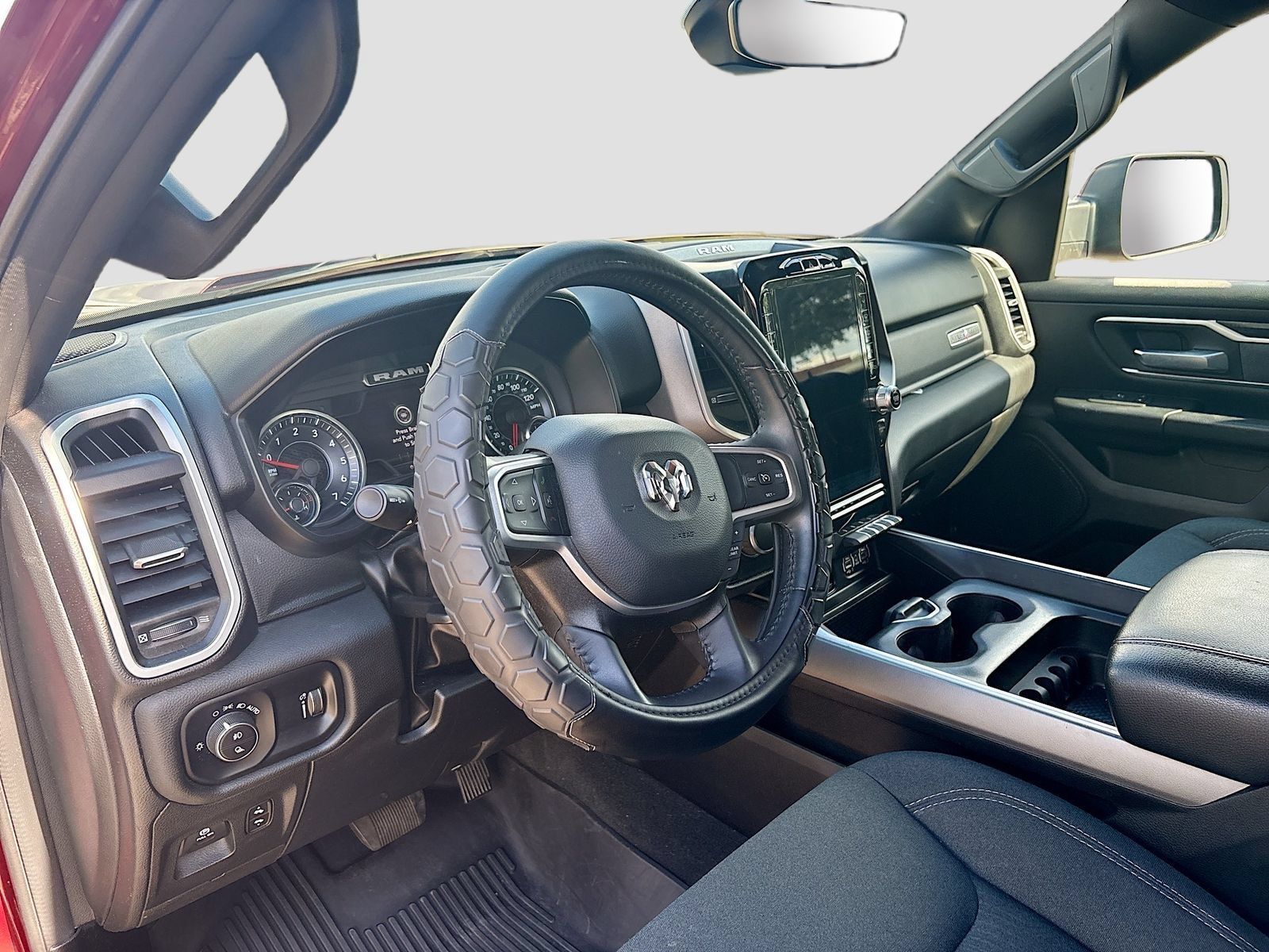 Used 2023 RAM 1500 Lone Star AWD/4WD image 9