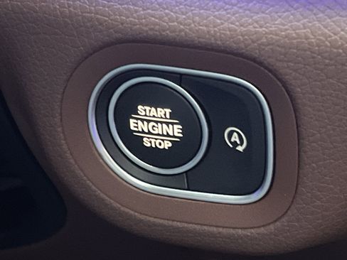 Certified 2025 Mercedes-Benz GLE 350 4MATIC image 29