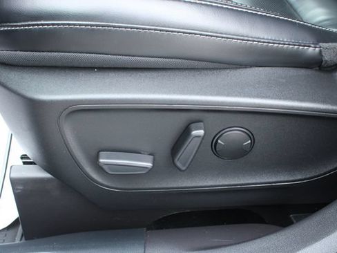 Used 2023 Ford Escape Platinum AWD/4WD image 14