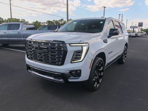 New 2026 GMC Yukon Denali Ultimate AWD/4WD image 3