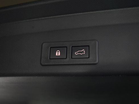 Used 2023 Subaru Ascent Limited AWD/4WD image 12