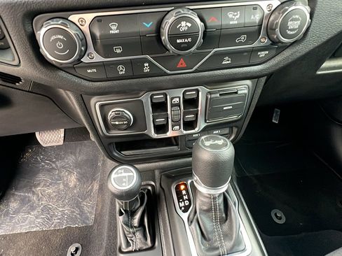 New 2026 Jeep Wrangler Sport image 28