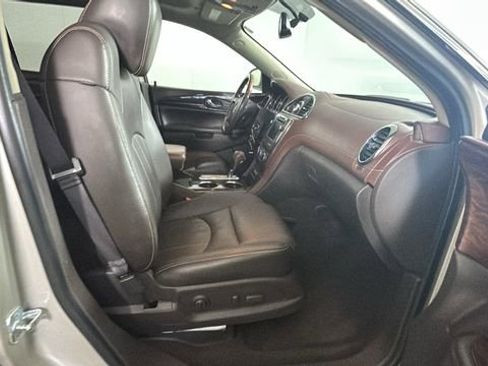 Used 2013 Buick Enclave Premium FWD image 29