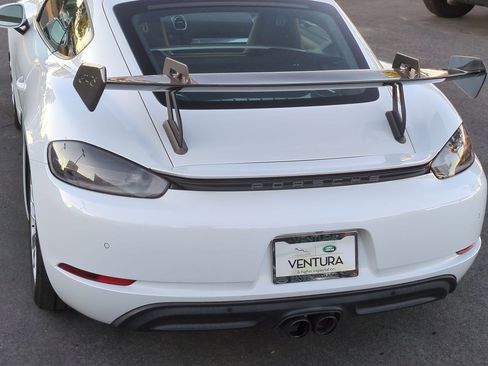 Used 2018 Porsche 718 Cayman image 23