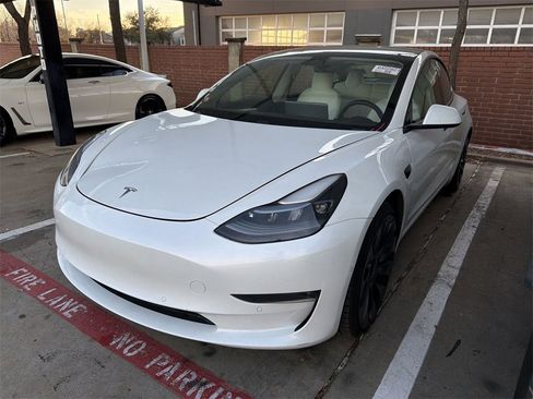 Used 2021 Tesla Model 3 Performance image 1